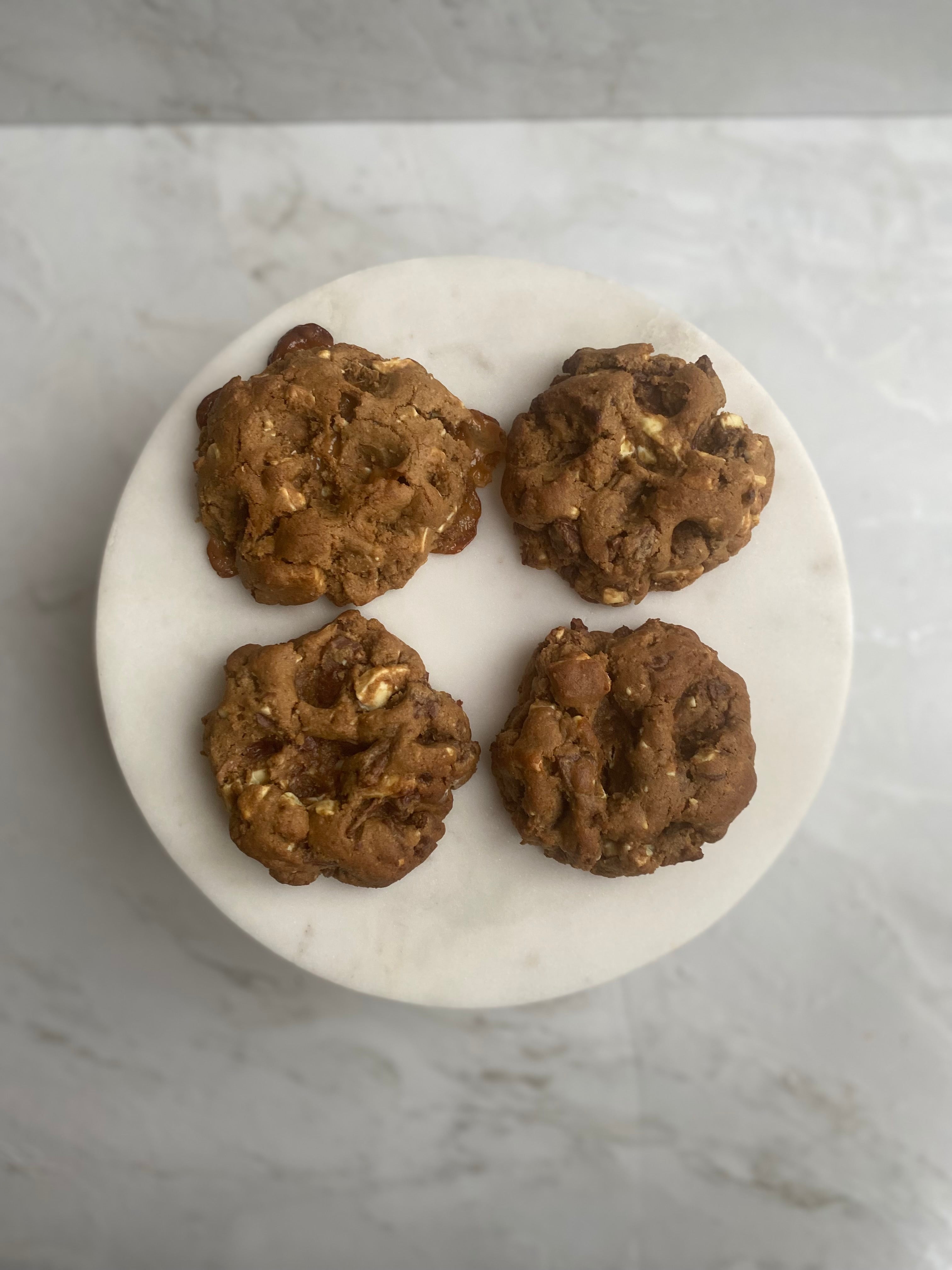 Cayked Nutty Cookie Box